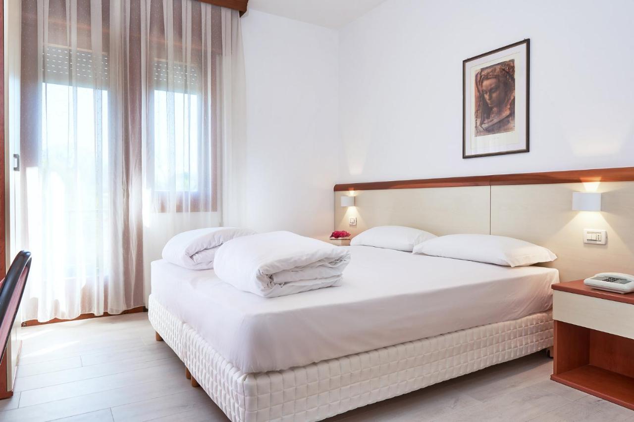 Hotel Due Ragni Виллорба Экстерьер фото