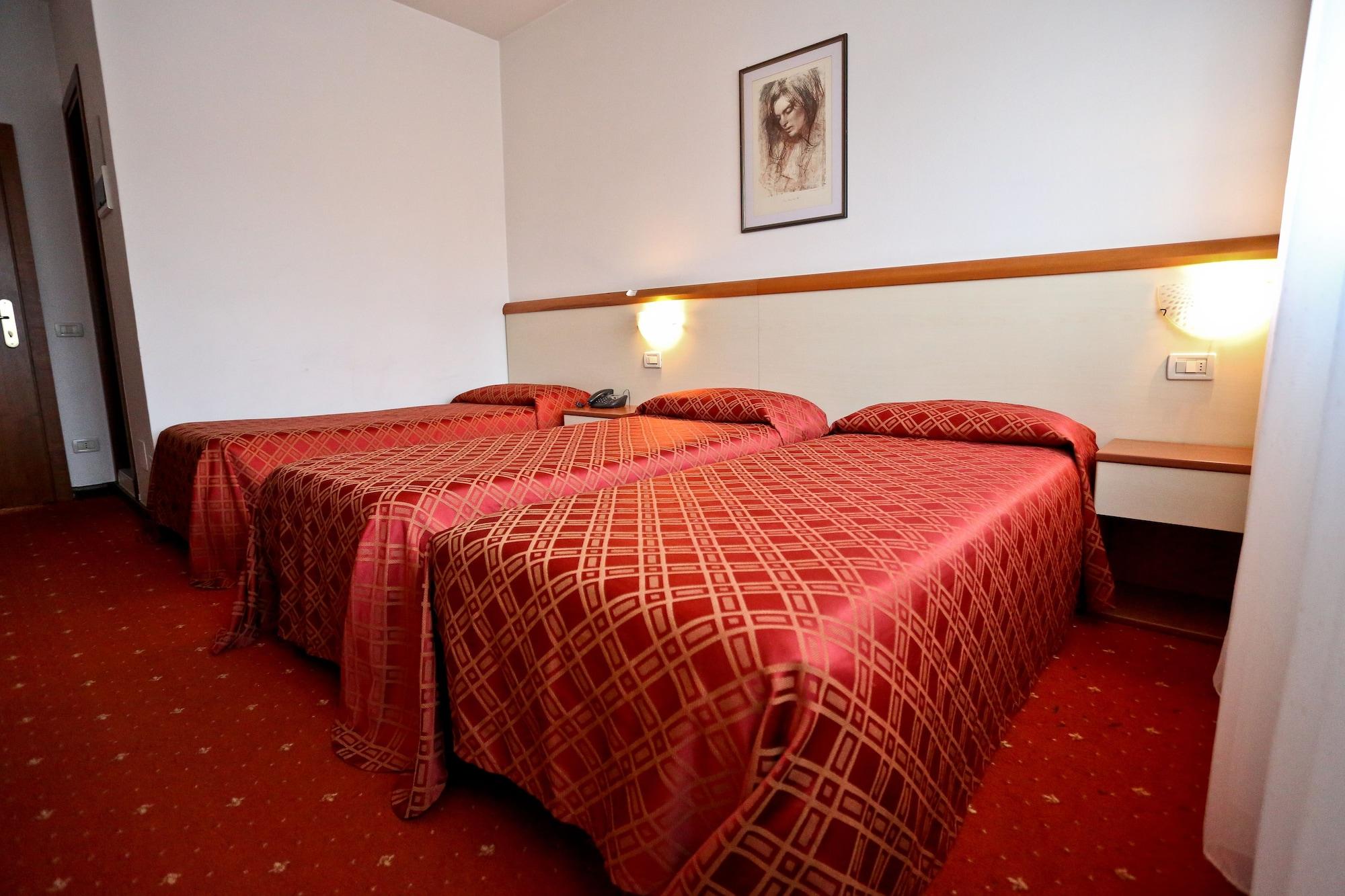 Hotel Due Ragni Виллорба Экстерьер фото